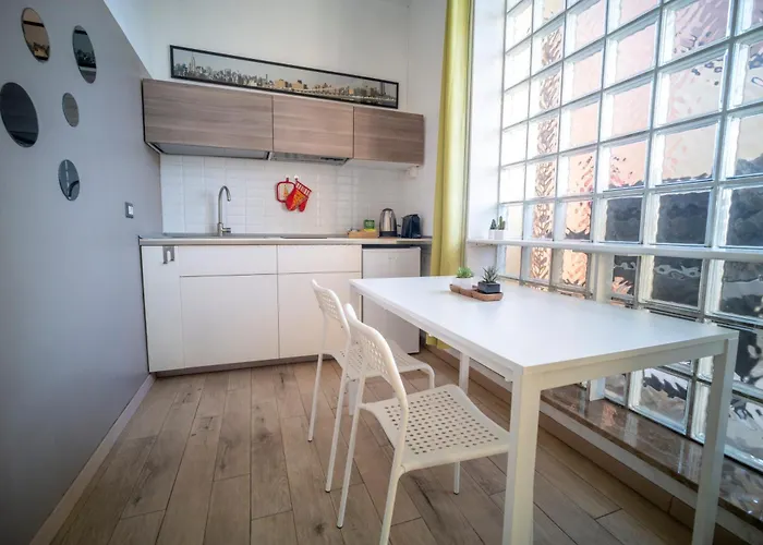 Flat With Terrace Close To Forum And Milanofiori Metro